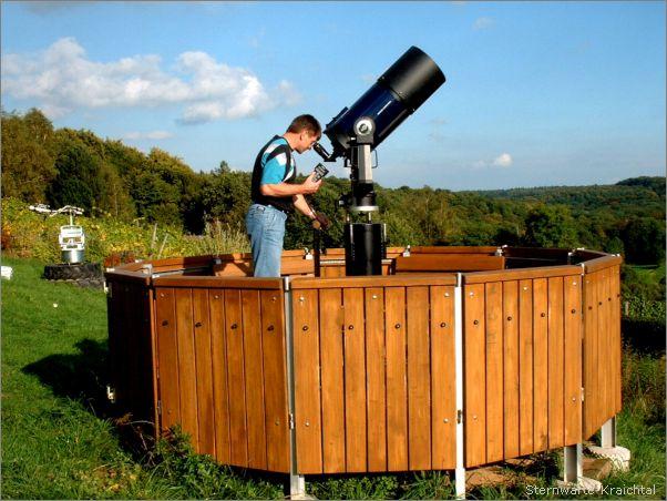 12 Zoll Teleskop in der Beobachtungs-Plattform